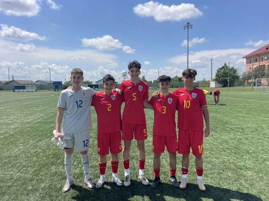 Cinci jucători de la FC Argeș U14 ar putea juca pentru România U15