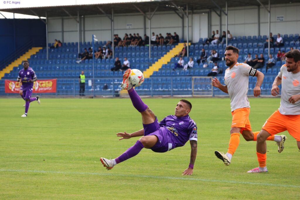 Învingem cu 2-1 pe Metaloglobus