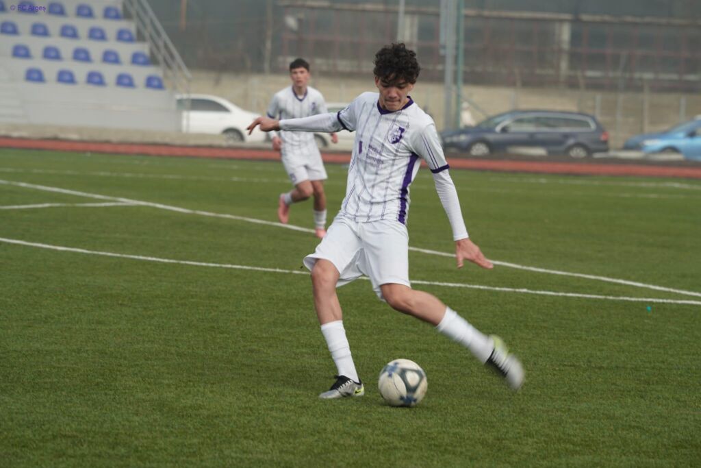 David Olteanu convocat pentru un stagiu de pregătire cu România U15