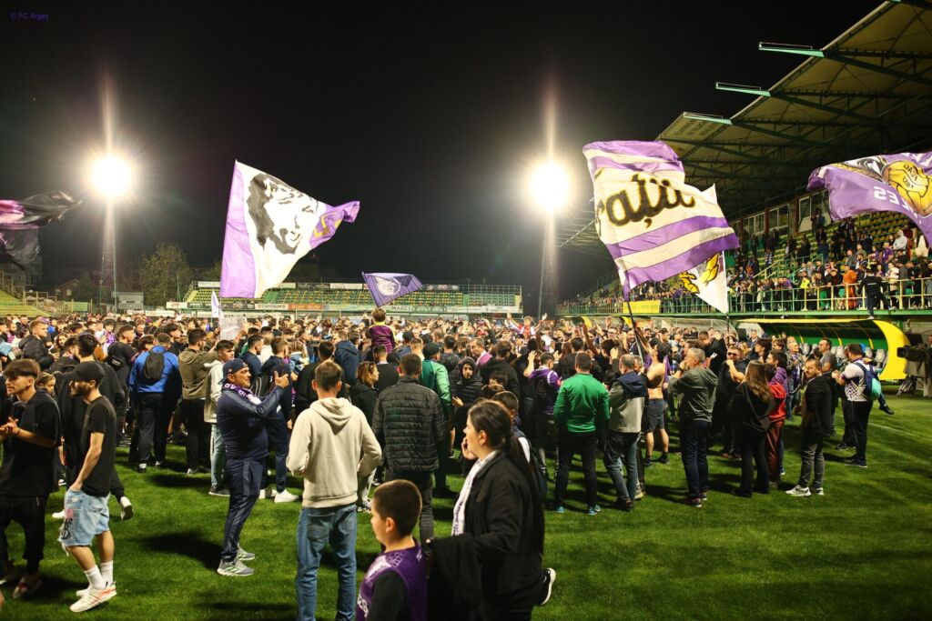 FC Argeș învinge Reșița și promovează în Superligă