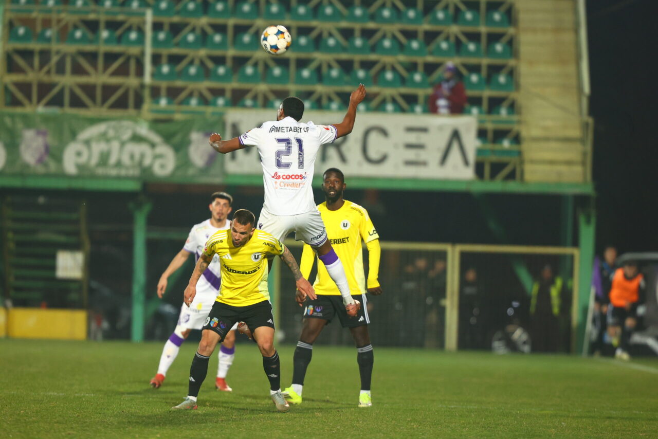FC Argeș cedează la limită, după un meci în care norocul ne-a întors spatele